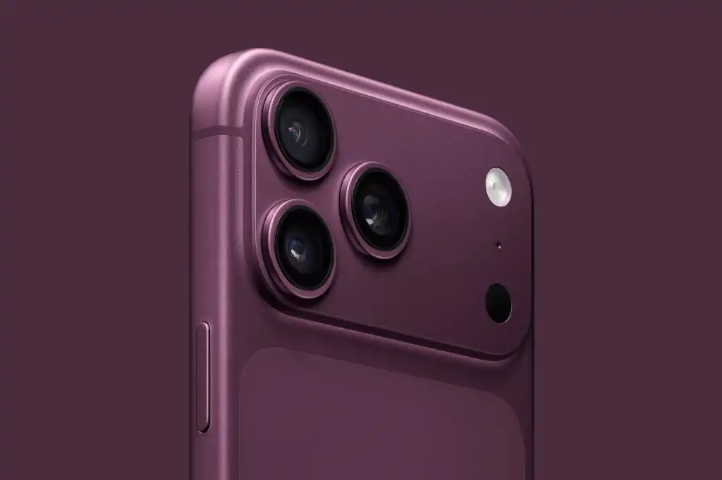 iPhone 18 Pro Max Back Side showing camera array